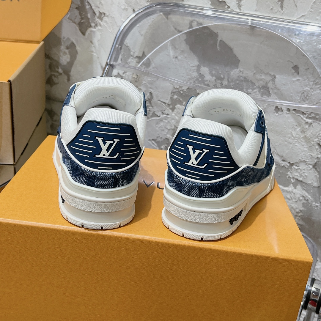 LV Trainer Sneaker