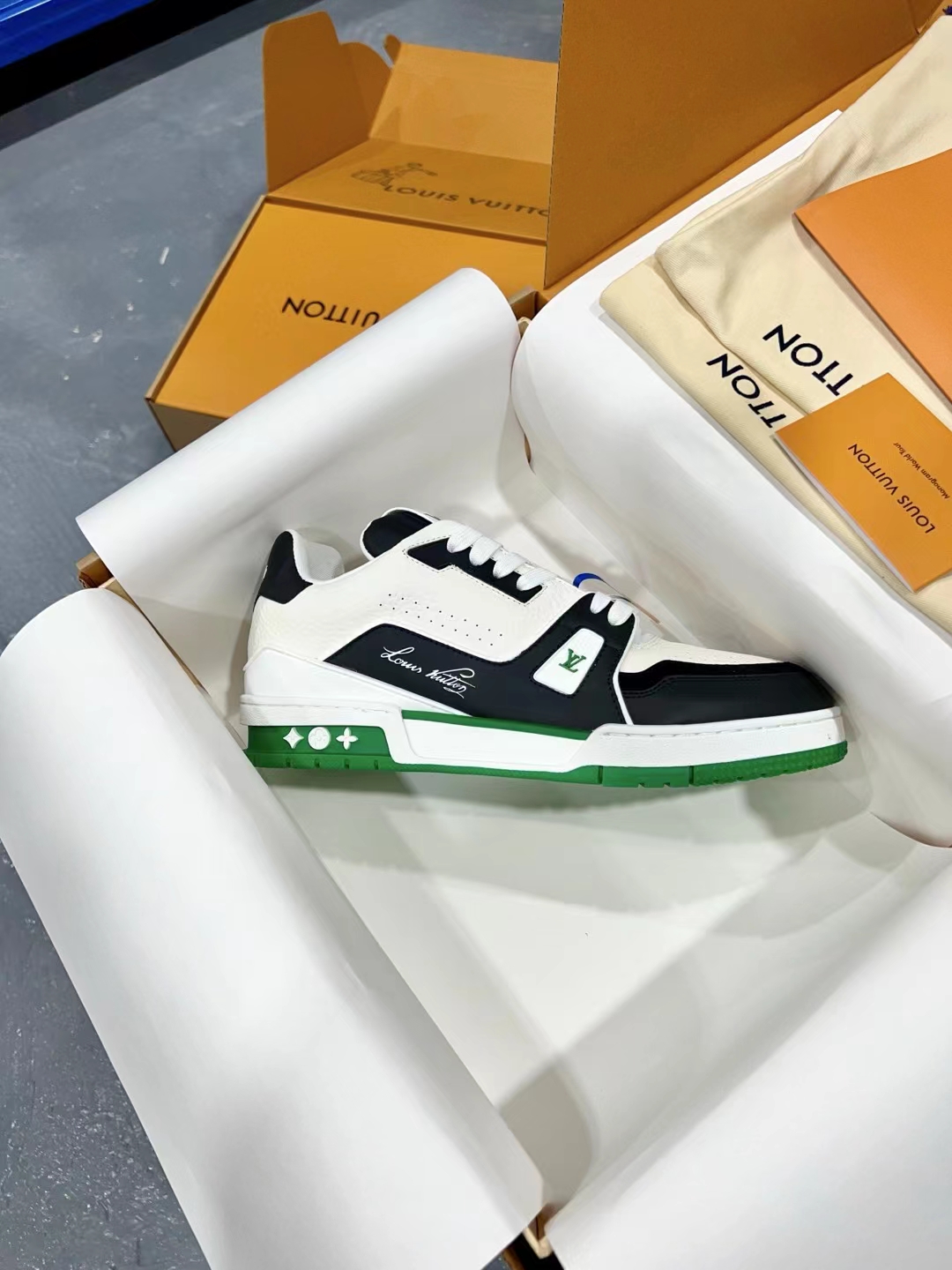 LV Trainer Sneaker