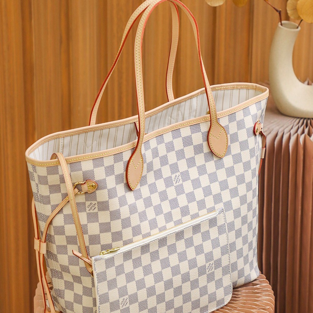 Lv Neverfull