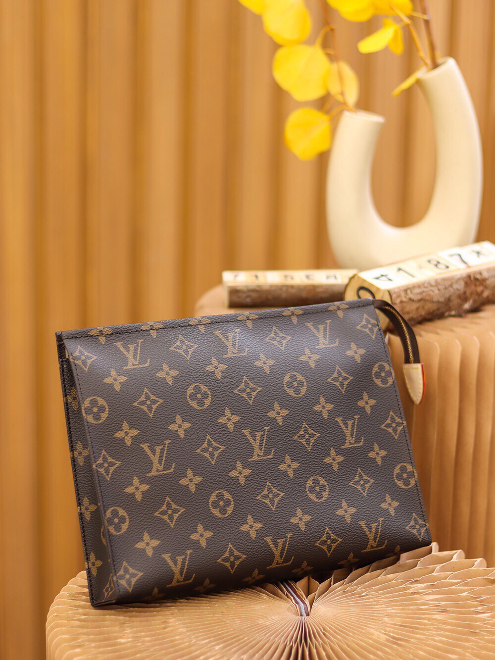 Lv Toiletry Pouch 26