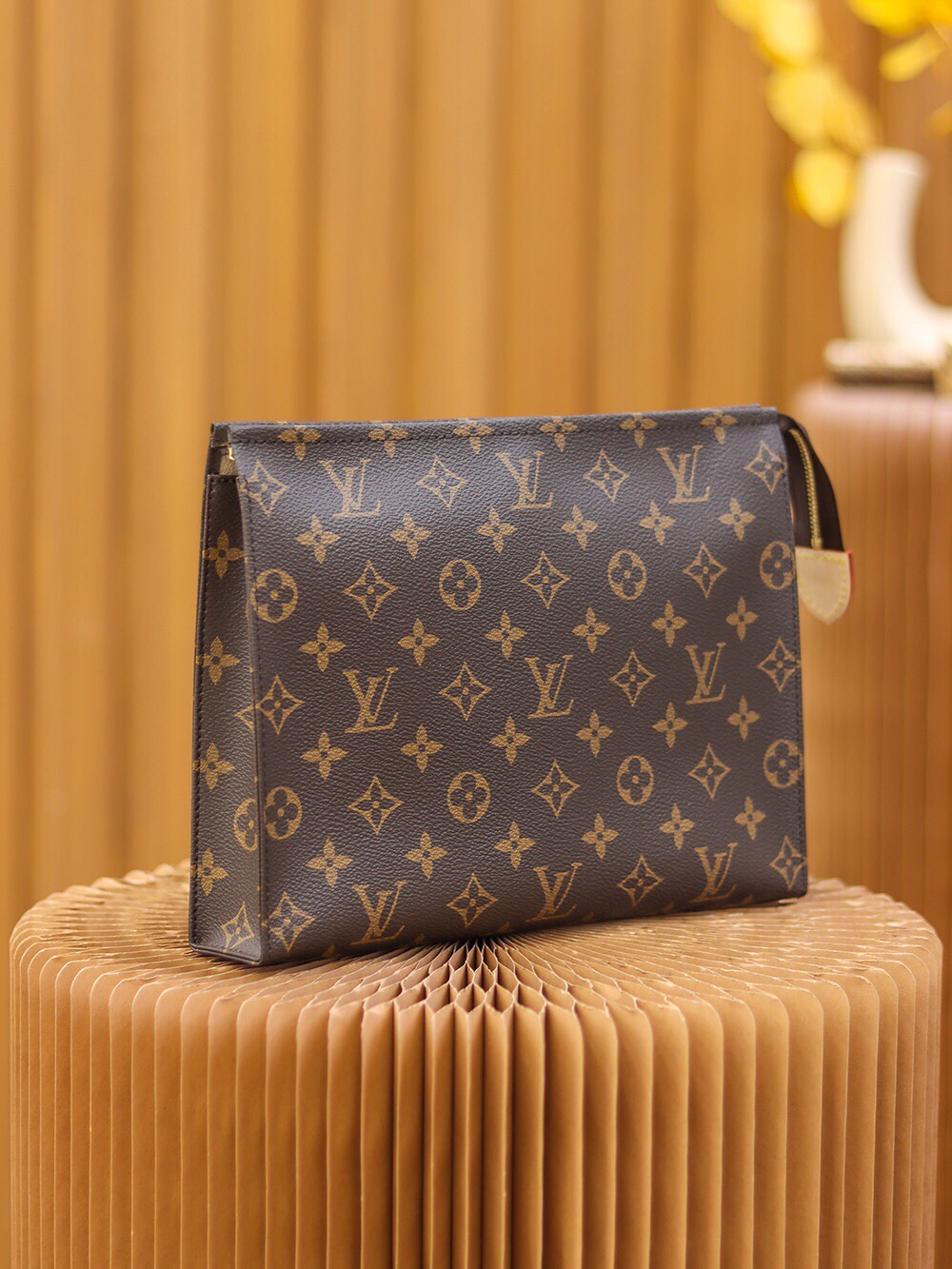 Lv Toiletry Pouch 26