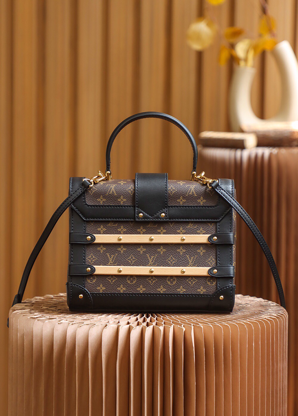 Lv Trianon PM 2way Shoulder