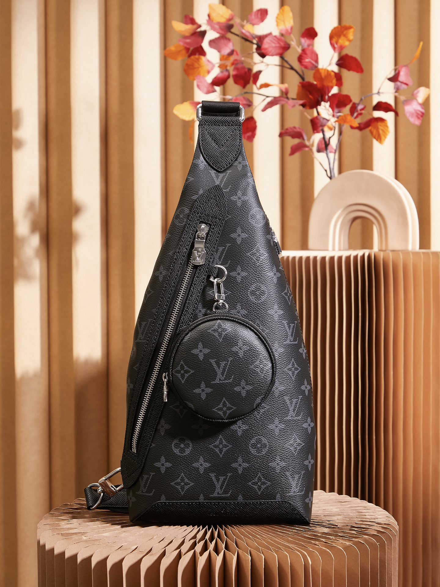 Lv Duo Slingbag