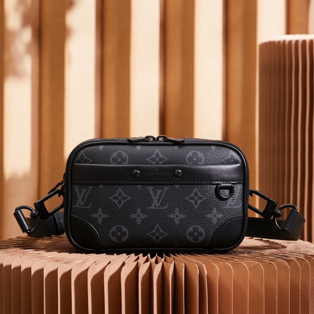 Lv Alpha Wearable Wallet