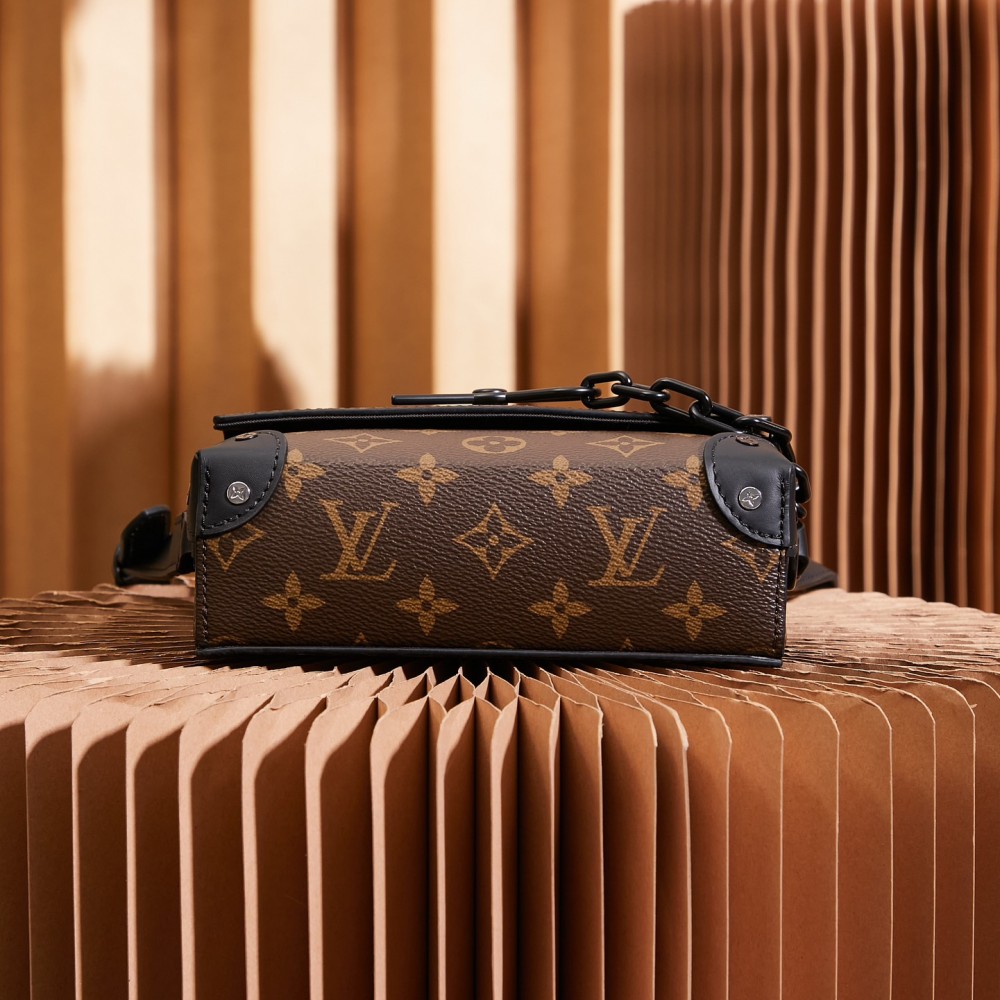 Lv Steamer Wearable Wallet