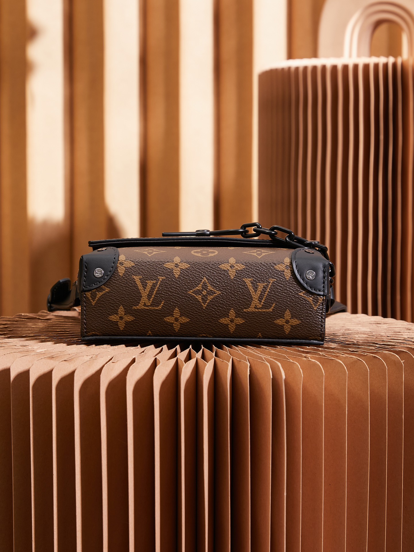 Lv Steamer Wearable Wallet