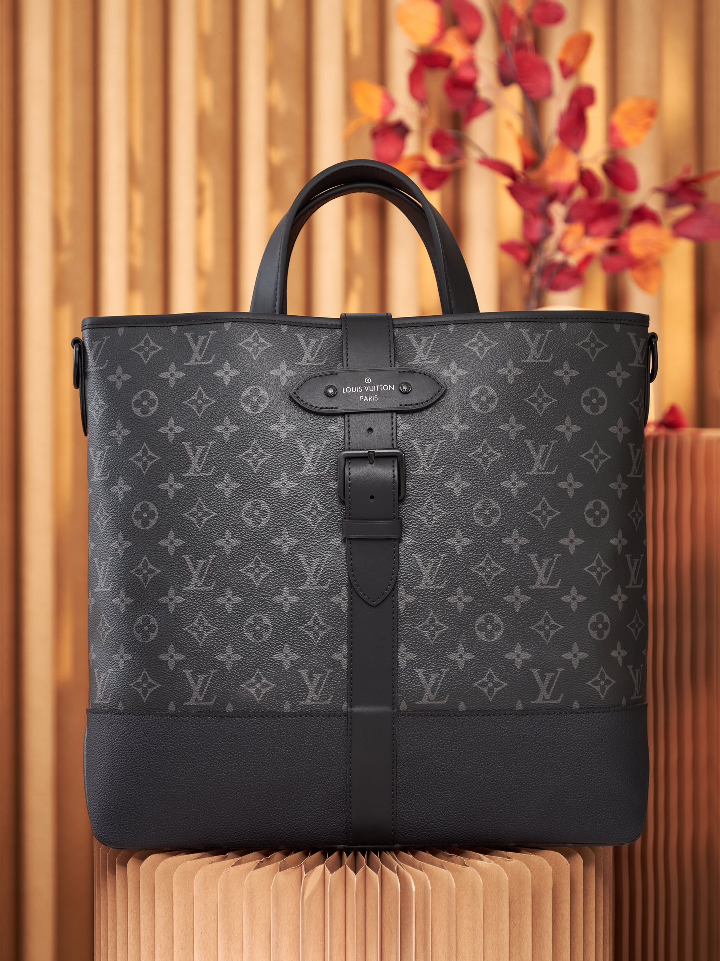 Lv Saumur Tote Monogram Eclipse Canvas