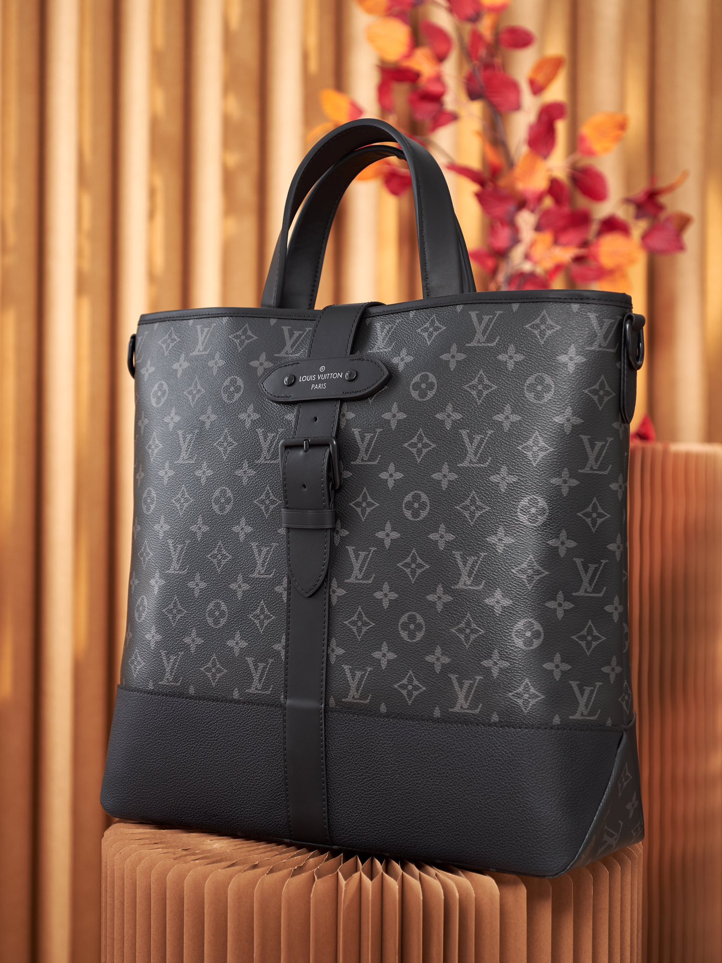 Lv Saumur Tote Monogram Eclipse Canvas